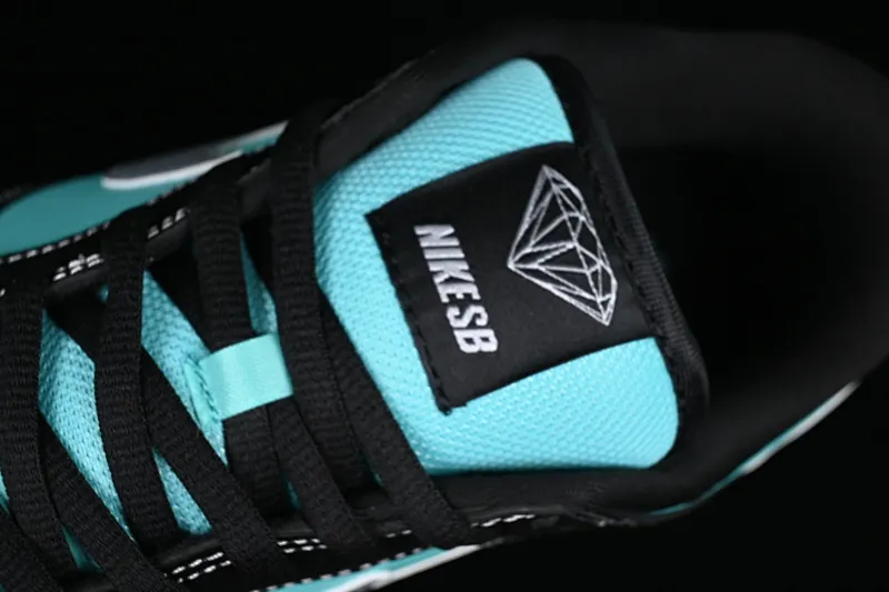 All categories Nk SB Dunk series Nk SB Dunk Low low-top sneakers Nk Dunk SB Diamond "Tiffany" diamond mint green low-top sports and leisure sneakers 304292-402